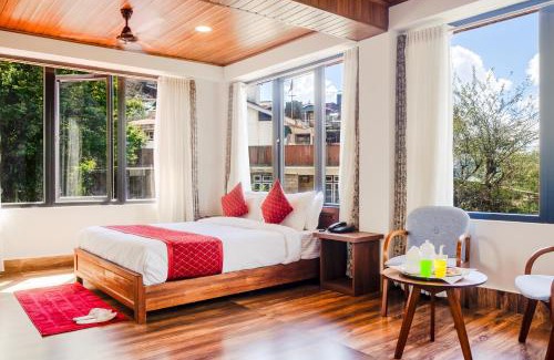 Gangtok Hotel | Sparrow Cherry Resort 2 min walk To MG Marg