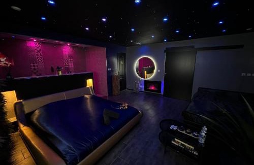 Mouscron Apartment | Spazuroom Luxury Suite