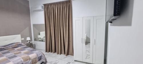 Roccapiemonte Bed & Breakfast | Specchio Riflesso