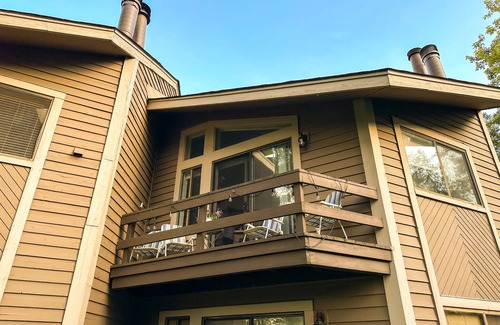 Hidden Valley Condo | 🏌🏻Special:Highlands Golf Club, Serene Views & Pool- Gift Card for 3 night stay