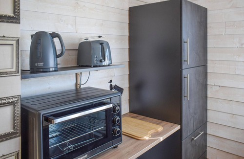 Calavante House | Spend a relaxing vacation in this inviting cottage!