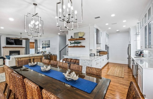 Gulf Trace House | Spend Fall by the Gulf! Gulf Views! Steps From The Beach! Private Pool! Sprawlin