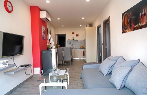 Klis Apartment | SPEND MEMORABLE SUMMER WITH MAGICAL VIEW OF TOWN SPLIT AND ADRIATIC SEA
