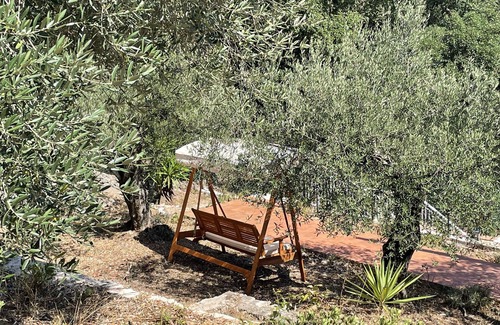 Itri Villa | Sperlonga-Itri Villa 7 bedroom with swimming pool in private garden