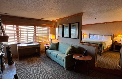 Dundee Hotel | Splash Universe Resort