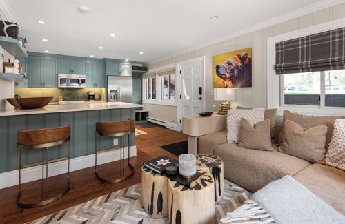Aspen Condo | Splendid 2br Core Aspen - walking distance to all!