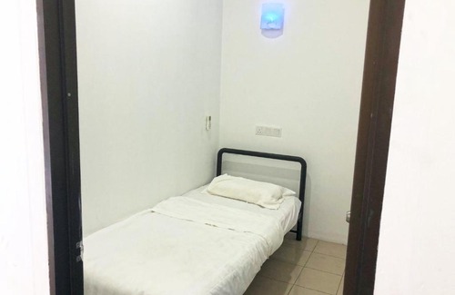 Lahad Datu Hotel | SPOT ON 90077 Cherry's Lodge