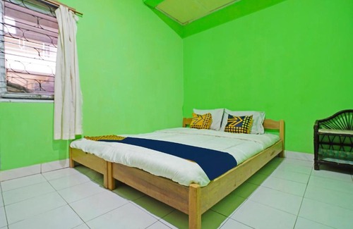 Bandung Hotel | SPOT ON 91543 Pondok Denki 11