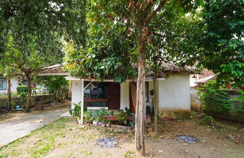 Setiabudi Hotel | SPOT ON 91638 Anna Homestay Syariah