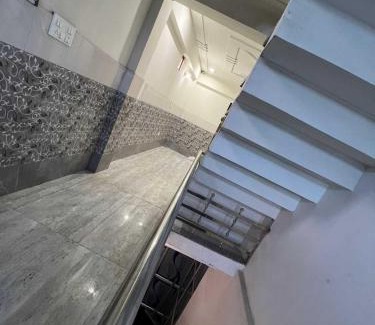 Farrukhabad Hotel | SPOT ON Hotel Happy Hour