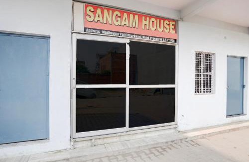 Naini Hotel | SPOT ON Sangam House