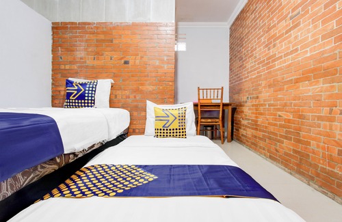 Ngemplak Hotel | Spot on Sopo Paredangan Homestay