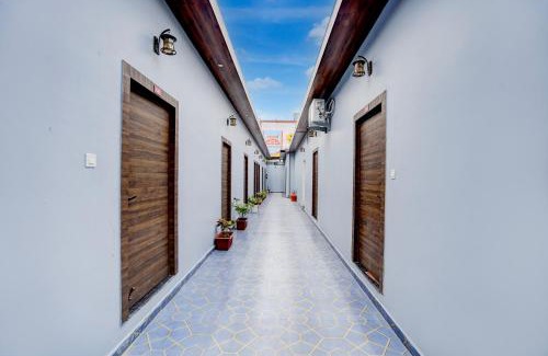 Jhusi Hotel | SPOT ON WACHIE RESORT AND RESTAURANT