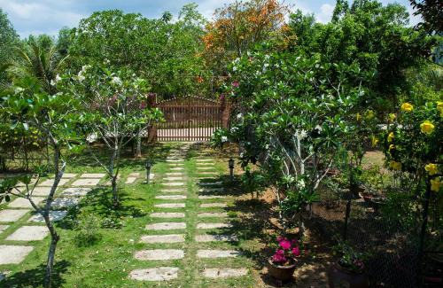 Ong Lang House | Spring Garden Homestay