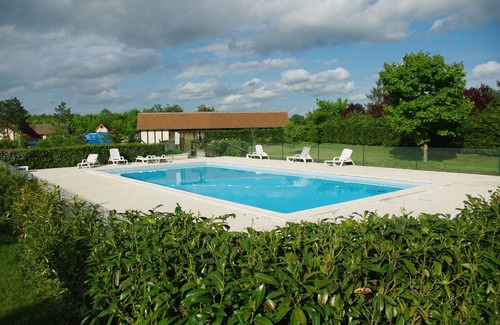 Souvigny-en-Sologne Ski Chalet | Spring nature and sport in 'fleur de sologne'