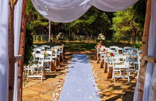 Conroe House | SPRING Resort - 2 acres estate for party and event - sleep35, host100ppl