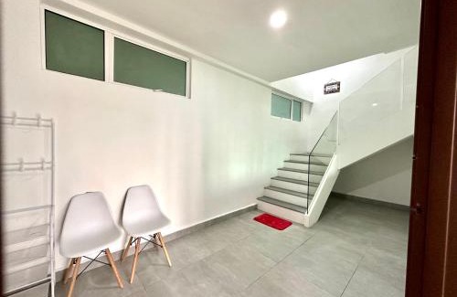 Sandakan House | Springfield 3-Storey Cheerful Townhouse #Yoyo Homestay