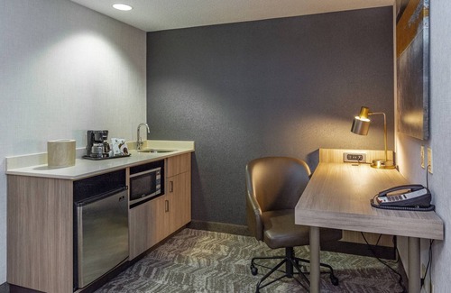 Midtown Anchorage Hotel | SpringHill Suites Anchorage Midtown