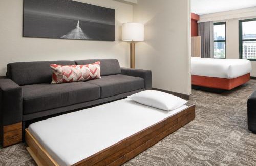 Downtown Dallas Hotel | SpringHill Suites by Marriott Dallas Downtown/West End