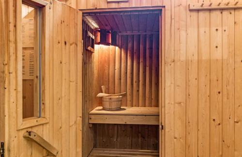 Summerbridge Resort | Springwood Lodges