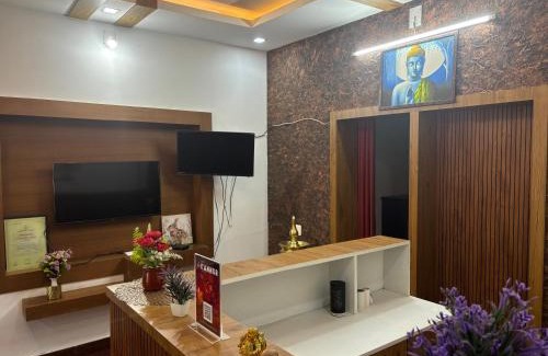 Thalassery Hotel | Sreedevi Gardens