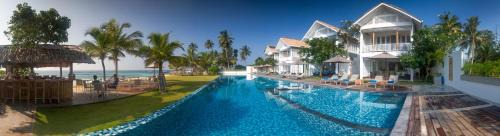 Thalaramba Villa | Sri Sharavi Beach Villas & Spa - with 43 metre saltwater infinity pool