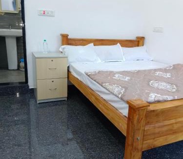 Sakleshpur Hotel | SS RESIDENCY