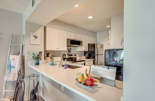 Beachwalk Apartment | St Helena Island Condo - 1/2 Mi to Beach