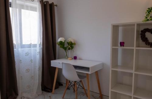 Il-Balluta Apartment | St Julians Apt Close to Beach