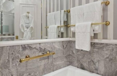 Central Park South Hotel | St. Regis Residence Club - 2 BR Suite. 5th Ave NYC