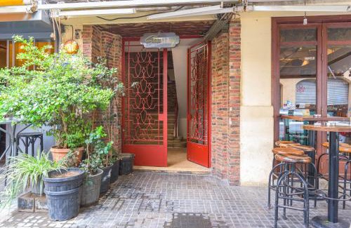 Mar Mikhael Apartment | Stairway - Cozy Studios In Mar Mikhael