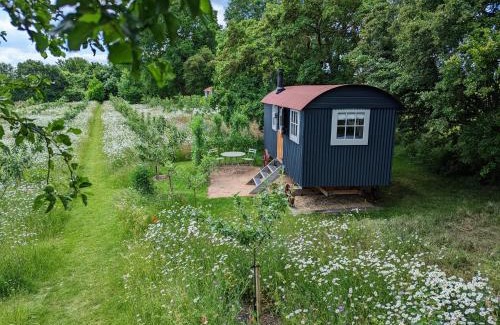 Stamford Ski Chalet | Stamford Cider Huts
