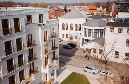 Center House | Standard double room, shower or bath, WC - Hotel am Schloss