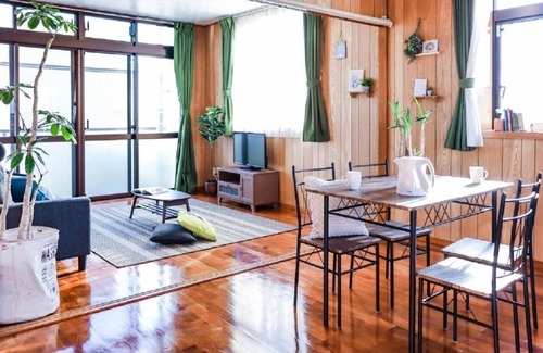 Chatan Apartment | Standard Twin 301 American VillageBeach 5mi walk/Nakagami-gun Okinawa