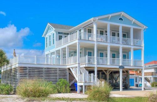 Yaupon Beach House | Starboard Side