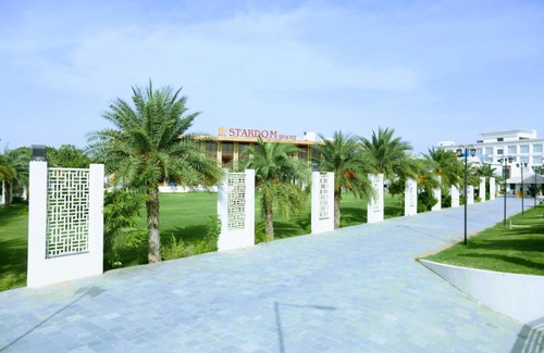 Jaipur Resort | Stardom Resort Jaipur