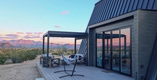Study Butte-Terlingua House | Stardust Big Bend Luxury A-Frame#2 with a fab view