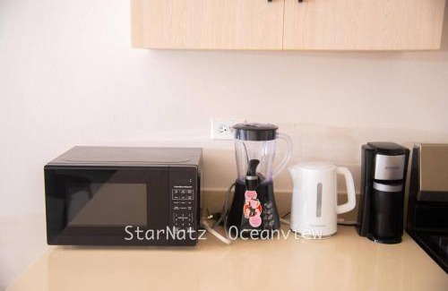 Stewart Town House | Starnatz Oceanview Cozy Retreat Camelot Village Ja