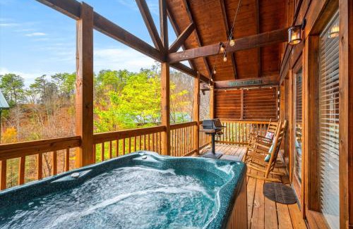 Pigeon Forge House | Starry Mountain View- Hot Tub - Pool Table - Prime Location