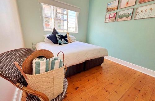 Three Anchor Bay House | Starry Starry Night - Cape Town in Three Anchor Bay