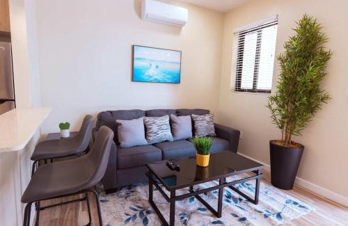 Leeward Settlement Apartment | Stay in a Long Bay Beach Villa with a Shared Pool