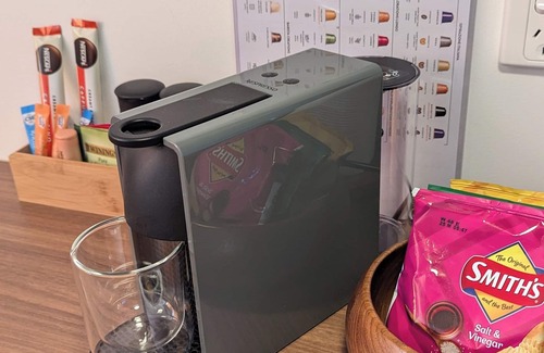 Carrara Apartment | "Stay in Carrara" Cozy. Private guesthouse not sharehouse. n