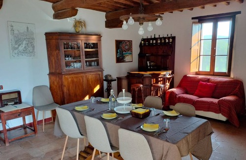 Rapolano Terme House | Stay in the countryside a stone's throw from the spa