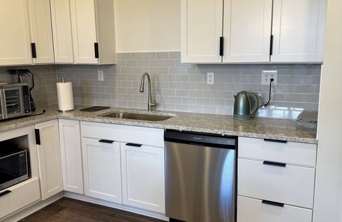 Mountain Valley Apartment | Stay in the country!nSix minutes from downtown