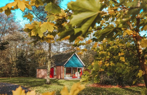 Nieuw Heeten House | Stay in the IJssel Plus bungalow for 4+4 persons at Vakantiepark de Sallandshoeve: the perfect place for a family or friends getaway in Overijssel.