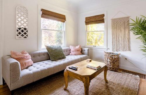 Hosford-Abernethy House | Stay Portland - The Ladd's Addition Bohemian Dream - 95 WalkScore