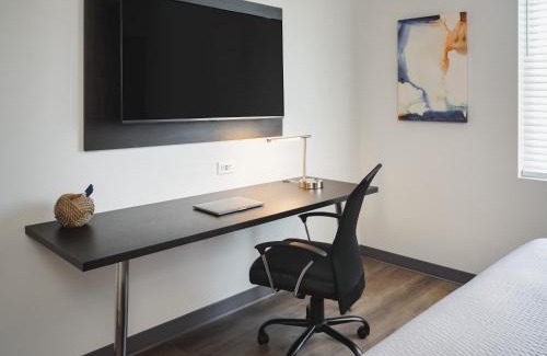 Tallahassee Hotel | stayAPT Suites Tallahassee-Capitol