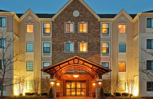 Glenview Hotel | Staybridge Suites Glenview by IHG