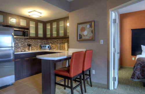 Central Hamilton Hotel | Staybridge Suites Hamilton Downtown by IHG