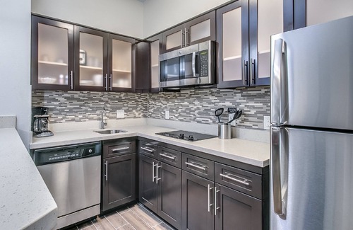 Lubbock Hotel | Staybridge Suites Lubbock South by IHG